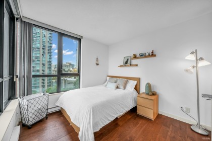 Photo 11 at 1001 - 928 Homer Street, Yaletown, Vancouver West