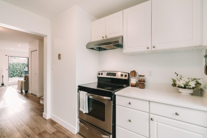 Photo 7 at 19 - 230 W 14th Street, Central Lonsdale, North Vancouver