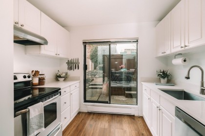 Photo 4 at 19 - 230 W 14th Street, Central Lonsdale, North Vancouver