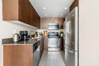 Photo 4 at 1606 - 1212 Howe Street, Downtown VW, Vancouver West