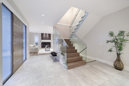 Photo 4 at 517 Granada Crescent, Upper Delbrook, North Vancouver