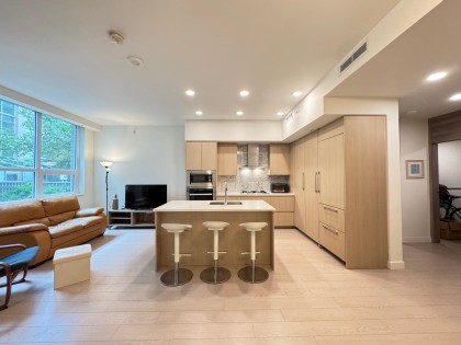 Photo 9 at 8180 Nunavut Lane, Marpole, Vancouver West