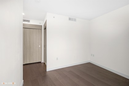 Photo 15 at 2816 - 89 Nelson Street, Yaletown, Vancouver West