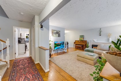 Photo 6 at 3020 Thorncliffe Drive, Edgemont, North Vancouver