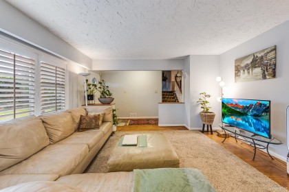 Photo 9 at 3020 Thorncliffe Drive, Edgemont, North Vancouver