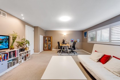 Photo 18 at 3020 Thorncliffe Drive, Edgemont, North Vancouver