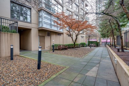 Photo 23 at 305 - 989 Beatty Street, Yaletown, Vancouver West