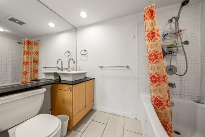 Photo 14 at 305 - 989 Beatty Street, Yaletown, Vancouver West