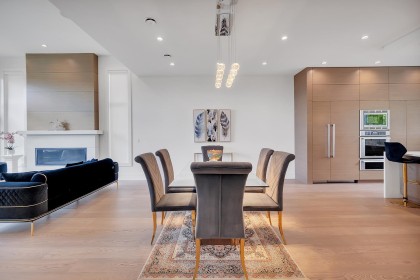 Photo 2 at 440 W Queens Road, Upper Lonsdale, North Vancouver