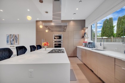 Photo 13 at 440 W Queens Road, Upper Lonsdale, North Vancouver