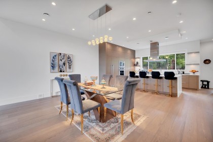 Photo 3 at 440 W Queens Road, Upper Lonsdale, North Vancouver