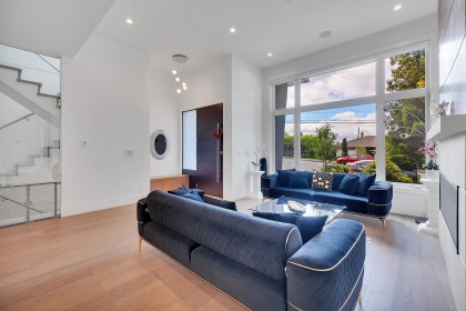 Photo 11 at 440 W Queens Road, Upper Lonsdale, North Vancouver