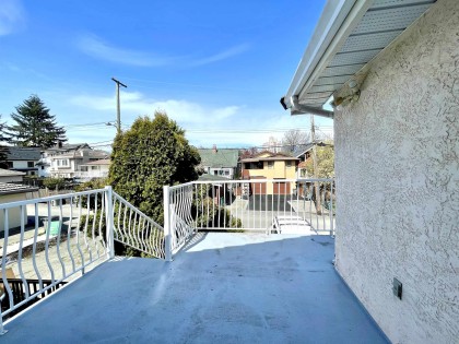 Photo 16 at 937 W 18th Avenue, Cambie, Vancouver West