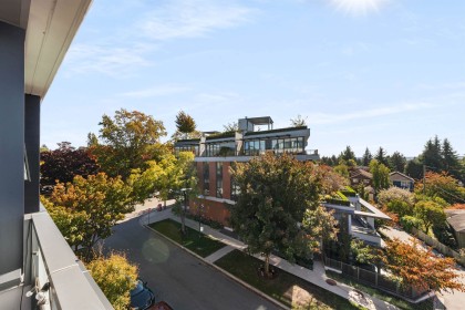 Photo 34 at 310 - 6333 W Boulevard, Kerrisdale, Vancouver West