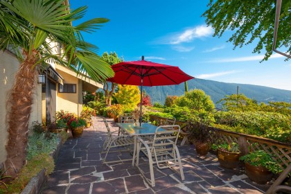 Photo 32 at 560 Craigmohr Drive, Glenmore, West Vancouver