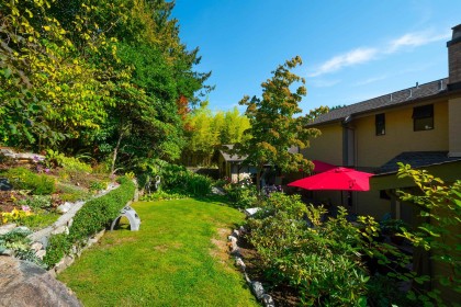 Photo 30 at 560 Craigmohr Drive, Glenmore, West Vancouver