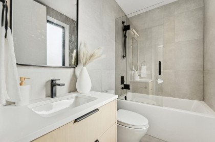 Photo 15 at 2 - 3036 W 14th Avenue, Kitsilano, Vancouver West