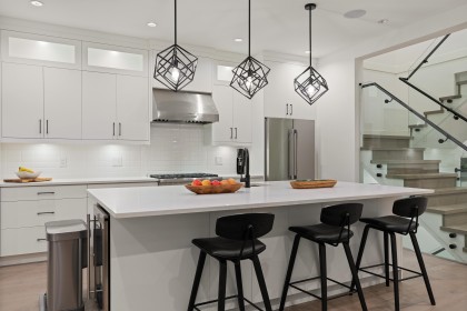 Photo 3 at 336 E Keith Road, Central Lonsdale, North Vancouver