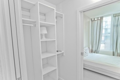 Photo 13 at 302 - 2033 W 10th Avenue, Kitsilano, Vancouver West