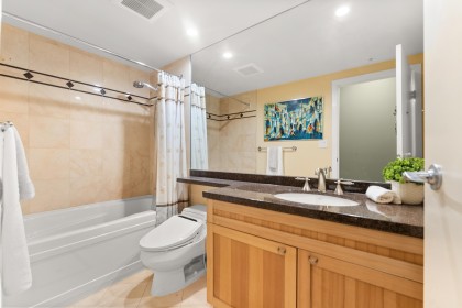 Photo 35 at 1053 Marinaside Crescent, Yaletown, Vancouver West