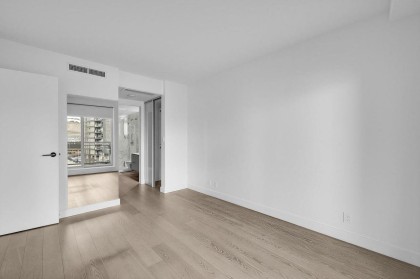 Photo 12 at 1202 - 1499 W Pender Street, Coal Harbour, Vancouver West