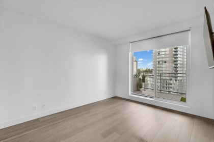Photo 11 at 1202 - 1499 W Pender Street, Coal Harbour, Vancouver West