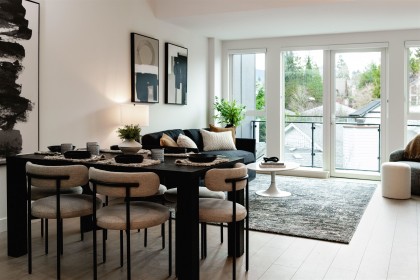 Photo 3 at 419 - 422 E 3rd Street, Lower Lonsdale, North Vancouver