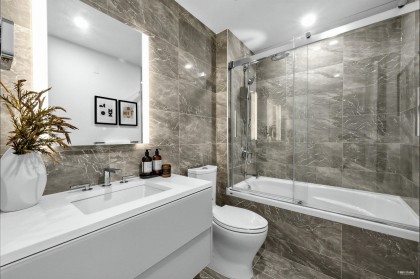 Photo 20 at 205 - 1331 Marine Drive, Ambleside, West Vancouver