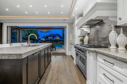 Photo 4 at 2312 Kings Avenue, Dundarave, West Vancouver