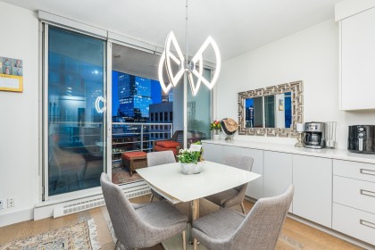 Photo 4 at 2303 - 1200 Alberni Street, West End VW, Vancouver West