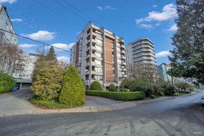 Photo 14 at 502 - 1737 Duchess Avenue, Ambleside, West Vancouver