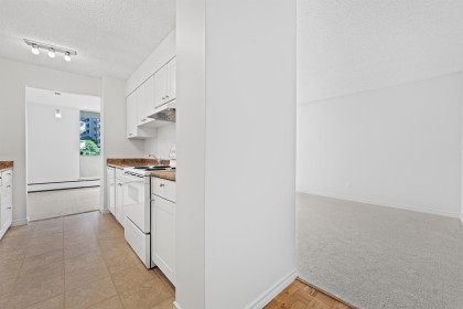 Photo 15 at 208 - 2024 Fullerton Avenue, Pemberton NV, North Vancouver