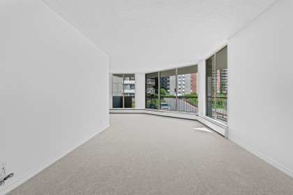 Photo 4 at 208 - 2024 Fullerton Avenue, Pemberton NV, North Vancouver