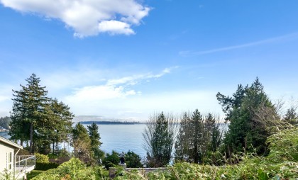 Photo 4 at 3575 Sunset Lane, West Bay, West Vancouver