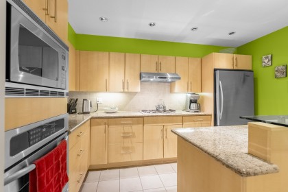 Photo 3 at 104 - 3750 Edgemont Boulevard, Edgemont, North Vancouver