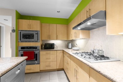 Photo 10 at 104 - 3750 Edgemont Boulevard, Edgemont, North Vancouver