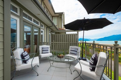 Photo 14 at 9 Beach Drive, Furry Creek, West Vancouver