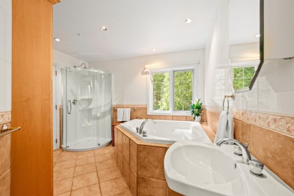 Photo 23 at 4622 Cove Cliff Road, Deep Cove, North Vancouver