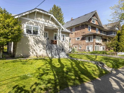 Photo 3 at 2325 W 8th Avenue, Kitsilano, Vancouver West