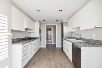 Photo 15 at 901 - 1550 W 15th Street, Fairview VW, Vancouver West