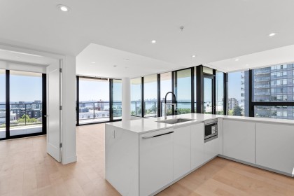 Photo 4 at 703 - 135 E 13th Street, Central Lonsdale, North Vancouver