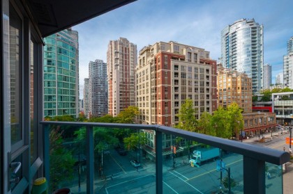 Photo 13 at 805 - 788 Hamilton Street, Downtown VW, Vancouver West