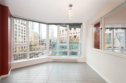 Photo 25 at 805 - 788 Hamilton Street, Downtown VW, Vancouver West