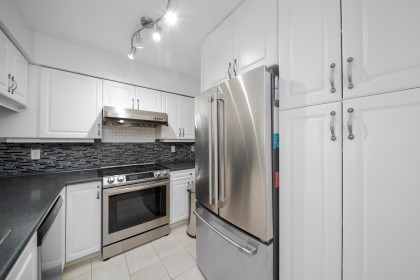 Photo 12 at 302 - 8728 Sw Marine Drive, Marpole, Vancouver West