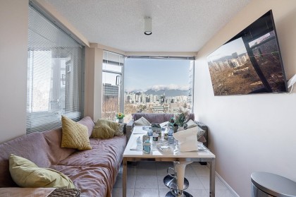 Photo 15 at 802 - 2668 Ash Street, Fairview VW, Vancouver West