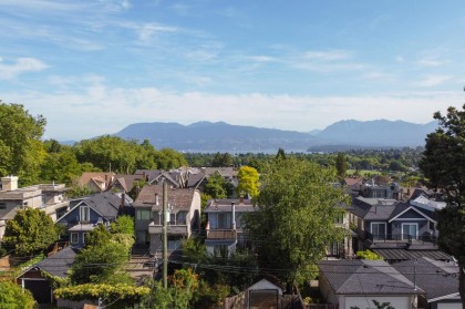 Photo 4 at 3149 W King Edward Avenue, Dunbar, Vancouver West