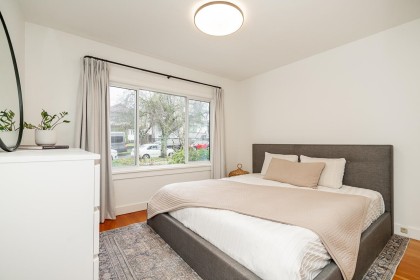 Photo 13 at 134 W 40th Avenue, Cambie, Vancouver West