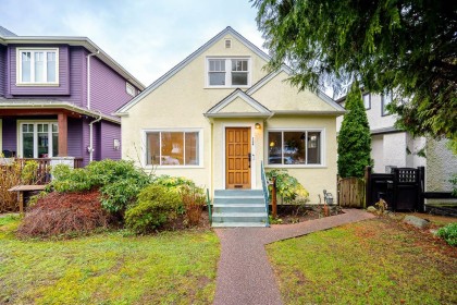Photo 1 at 134 W 40th Avenue, Cambie, Vancouver West