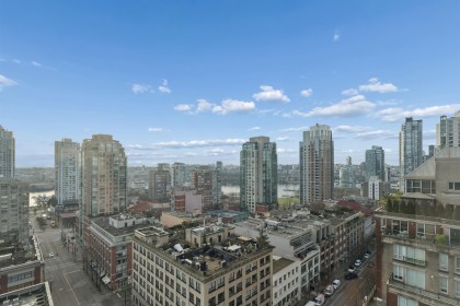 Photo 13 at 1502 - 1155 Homer Street, Yaletown, Vancouver West