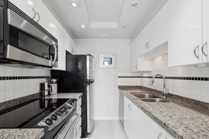 Photo 7 at 1502 - 1155 Homer Street, Yaletown, Vancouver West